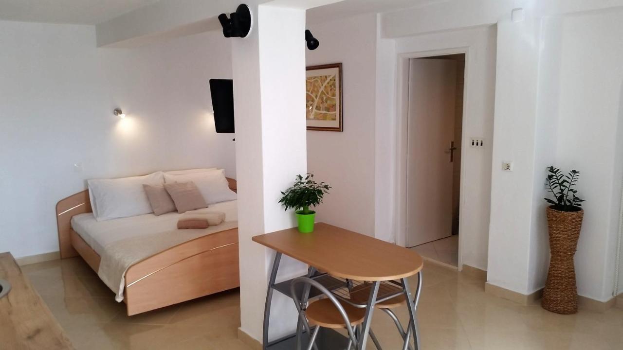 Guesthouse Iva Hvar Town Exterior foto