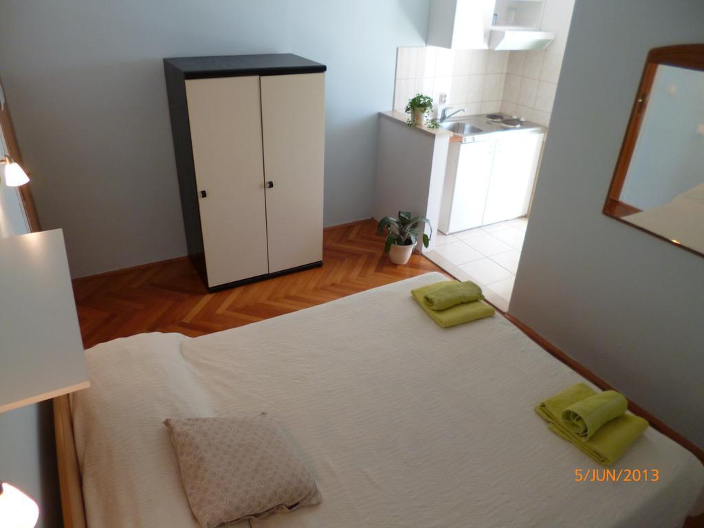 Guesthouse Iva Hvar Town Habitación foto